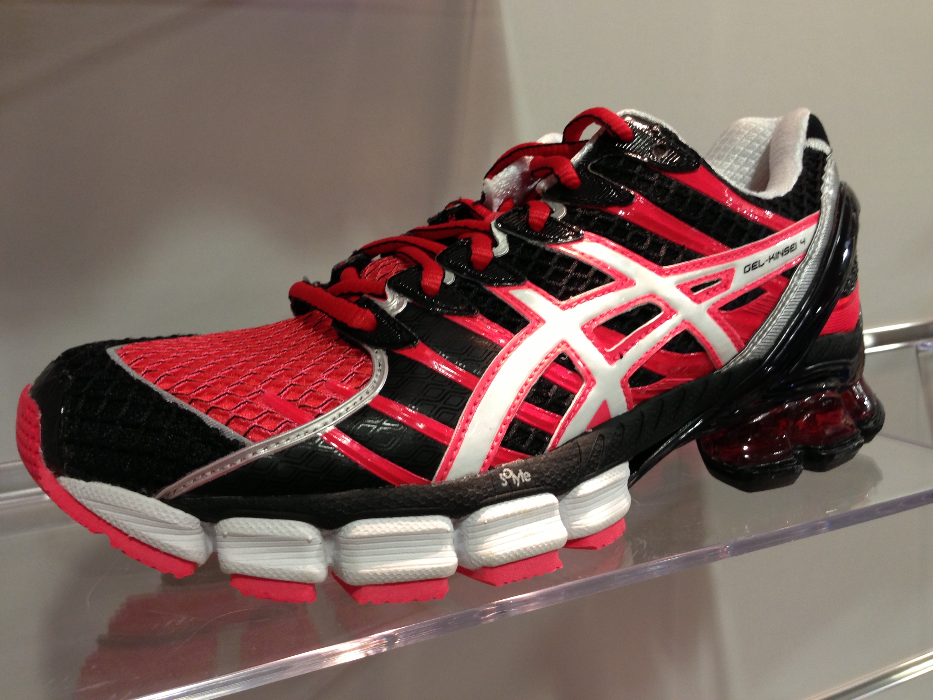 asics gel kinsei 4 homme blanche