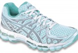 Course Asics Gel Kayano 20 Lite Show : idéale pour la nuit