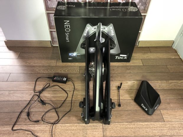 unboxing Tacx Neo Smart