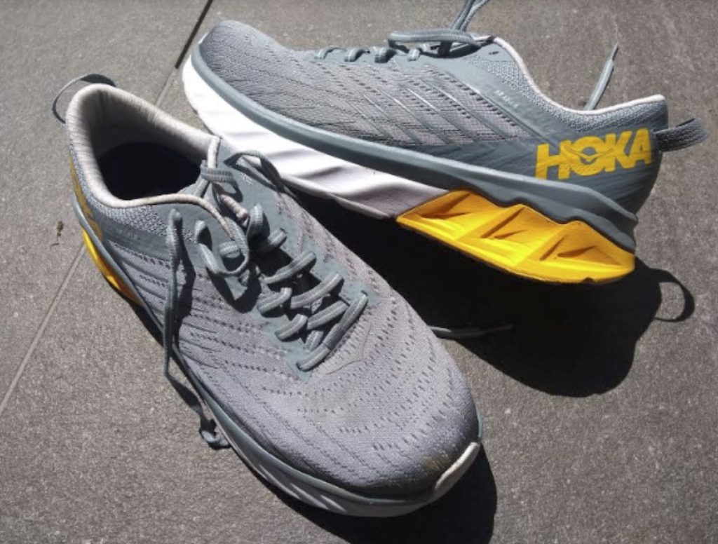 Hoka one one Arahi 4