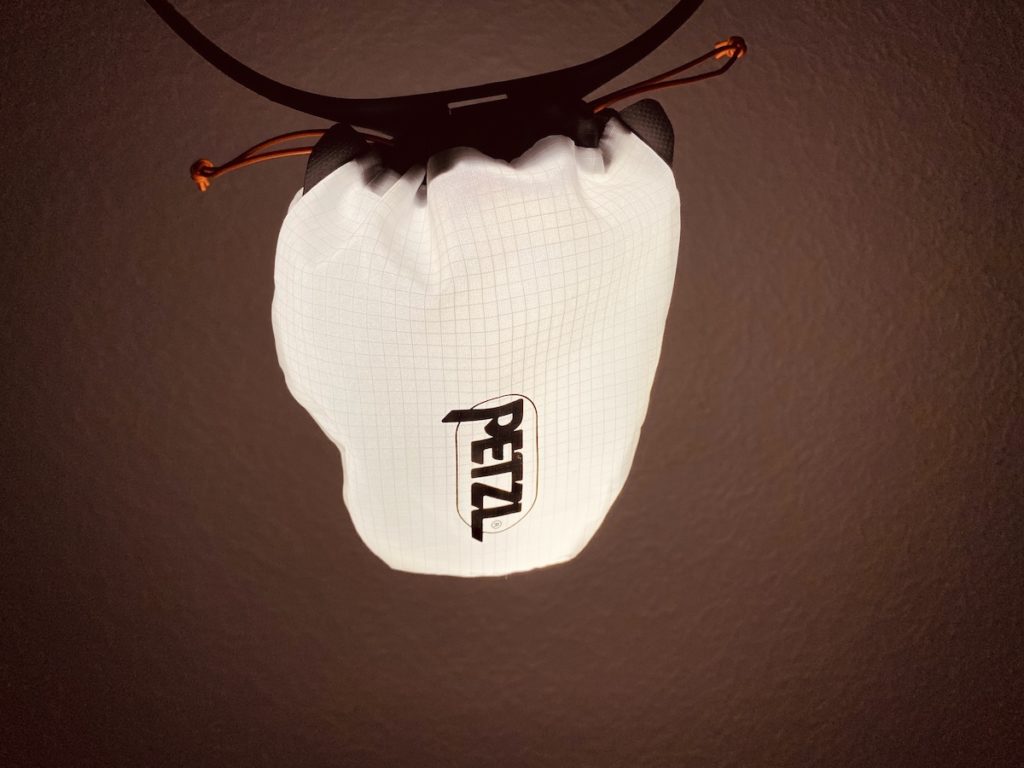 lanterne petzl iko core